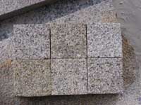 Desert Gold Rusty Granite, Cobblestone