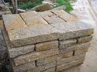 Desert Gold Rusty Granite, Pavers