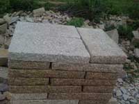 Desert Gold Rusty Granite, Pavers