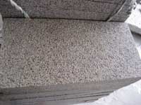 Desert Gold Rusty Granite, Sandblustered tiles